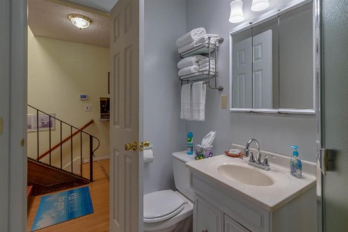 Seaside Family Retreat image 15