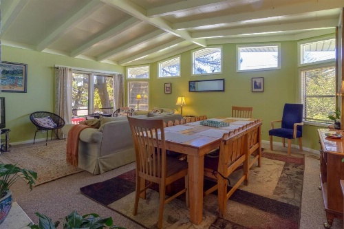 Seaside Family Retreat image 20